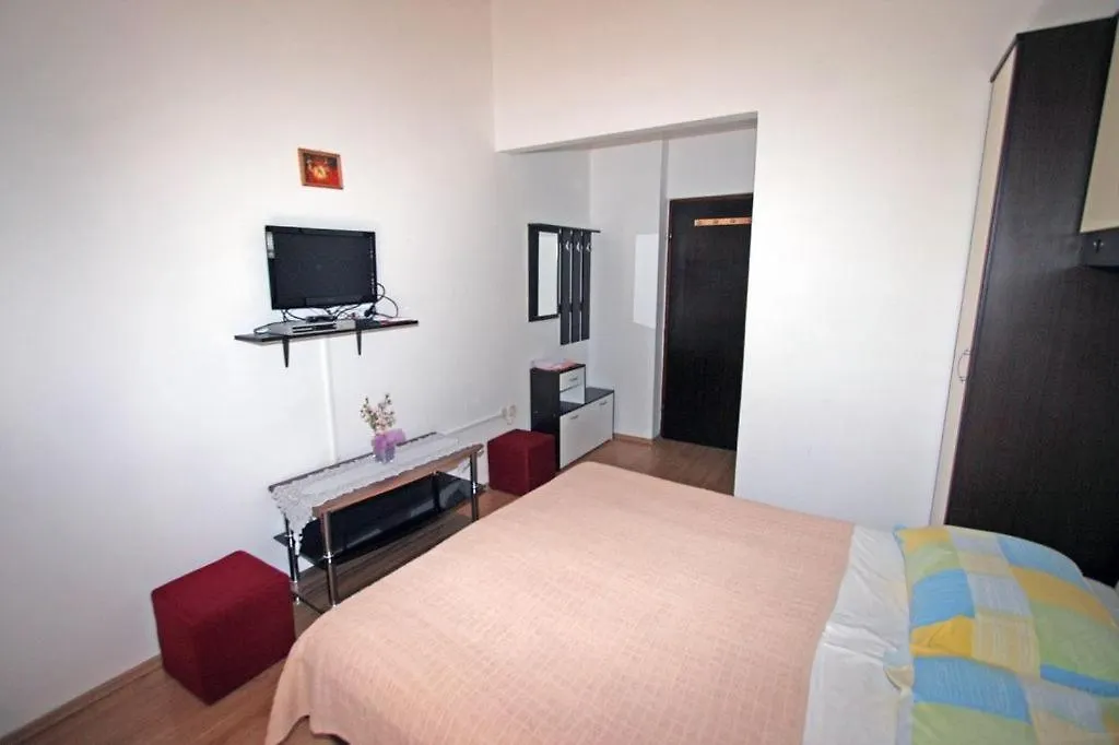 Room In Medulin With Terrace, Air Conditioning, Wifi 3488-8