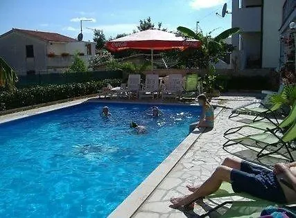 Room In Medulin With Terrace, Air Conditioning, Wifi 3488-8 Guest house
